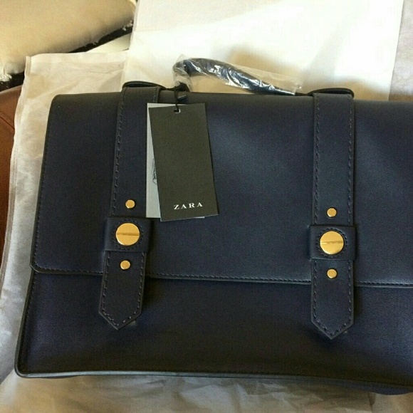 💙HP💙 NEW 2-in-1 Convertible Crossbody Zara - Picture 3 of 4